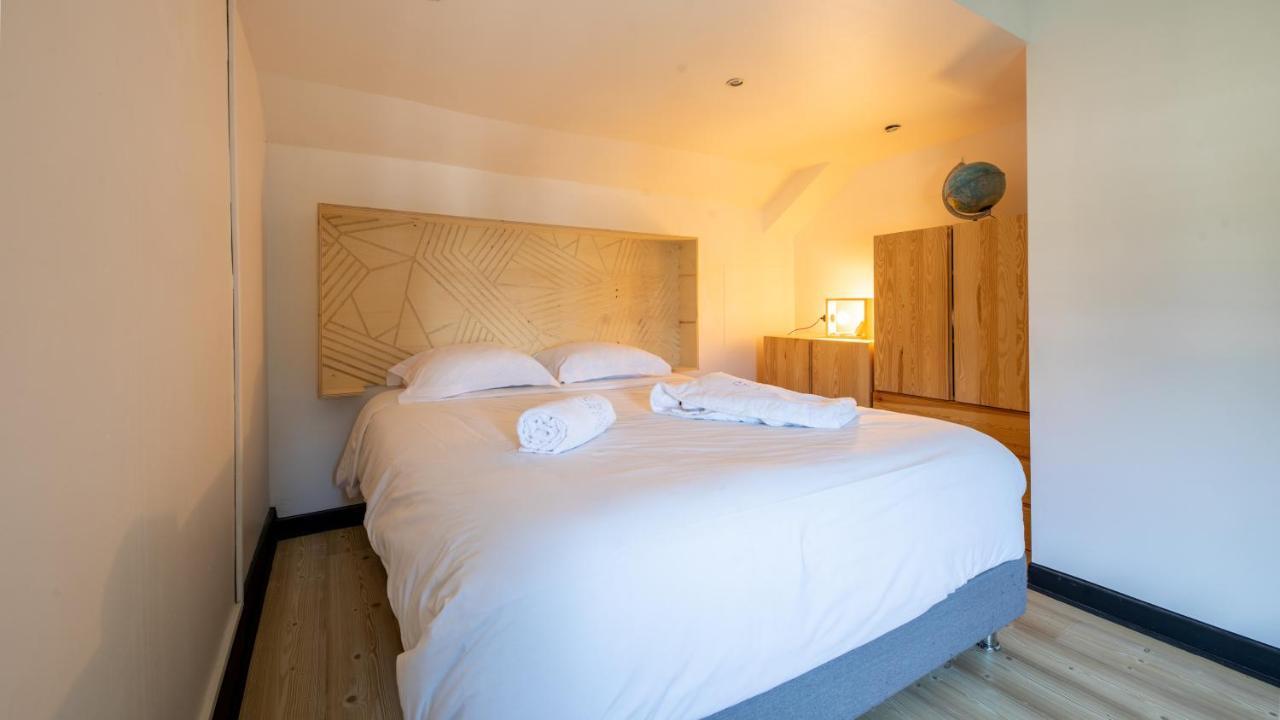 Mamie Jane Suite Deluxe Face Au Lac Tresserves Exterior foto